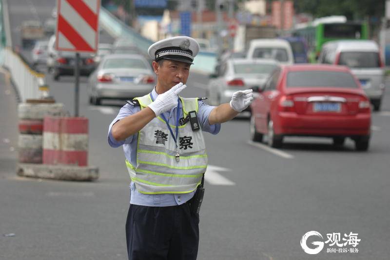 青岛交警李涌被追授“全国公安系统一级英雄模范”称号  第2张